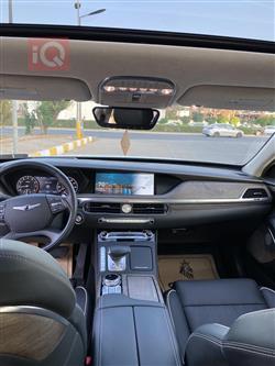 جنسس G90